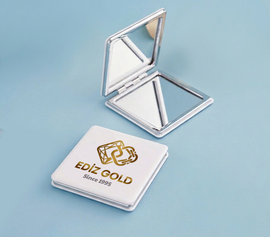 Kare Model Metal Cep Aynası Deri Dış Yüzey 7,1 X 7,1 CM Özel Logo Baskılı